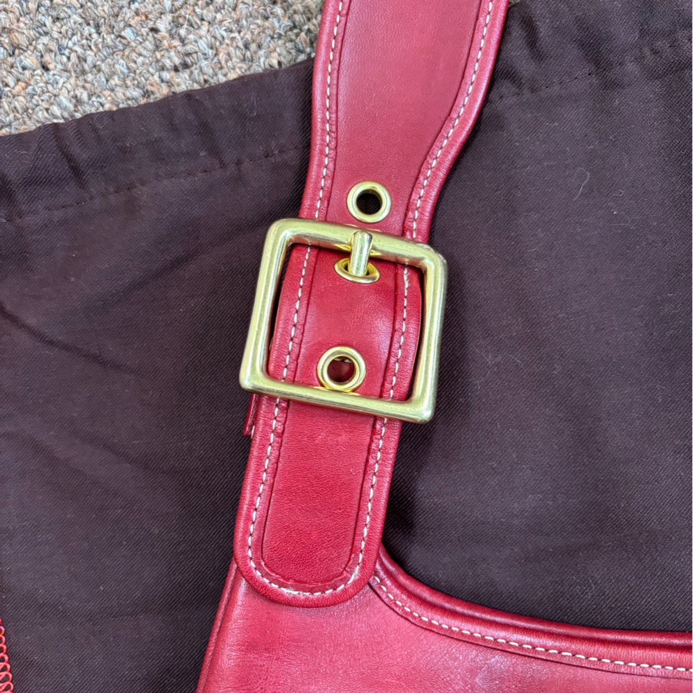 Rare Vintage Y2K Coach Legacy Saddle Bag 9340 Cherry Red - Picture 3 of 12